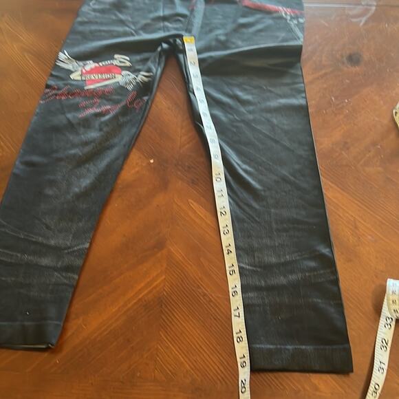 Zora Black & Red Jeans Look Knit Lightweight Leggings One Size NWT - Picture 9 of 9